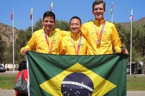 Leonardo Moreira, Felipe Wu e Cassio Rippel participam da segunda etapa da Copa do Mundo / Foto: Divulgação / CBTE